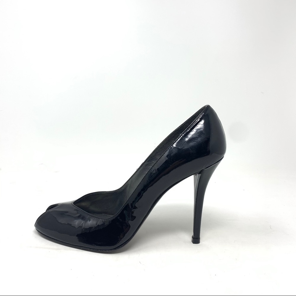 Stuart Weitzman patent leather pumps size 39.5